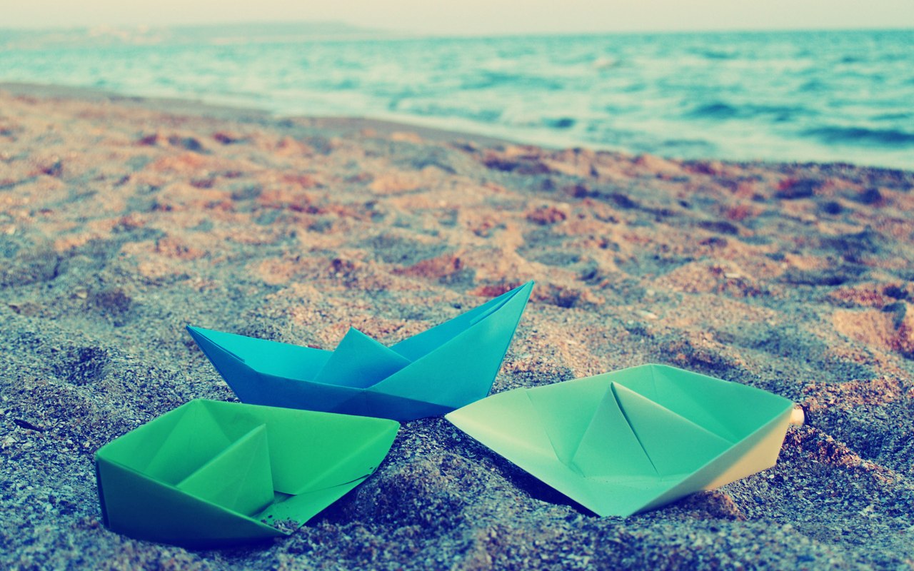 оригами,кораблики,пляж,море